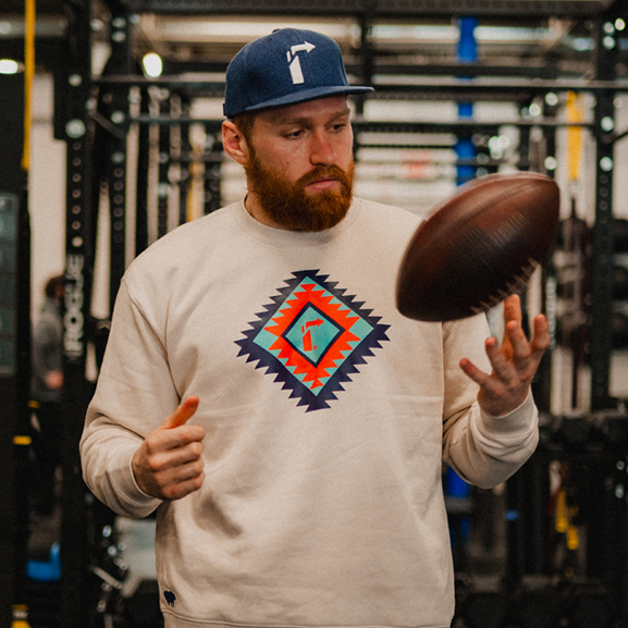 Men’s Relaxed Crew Sweatshirt – Aztec Arrow Graphic Pullover for Everyday Comfort