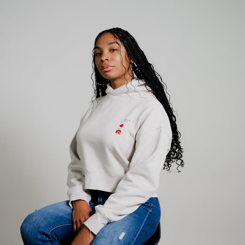 White Floral Arrow Crop Sweatshirt – Women’s Cropped Pullover for Everyday Comfort & Style